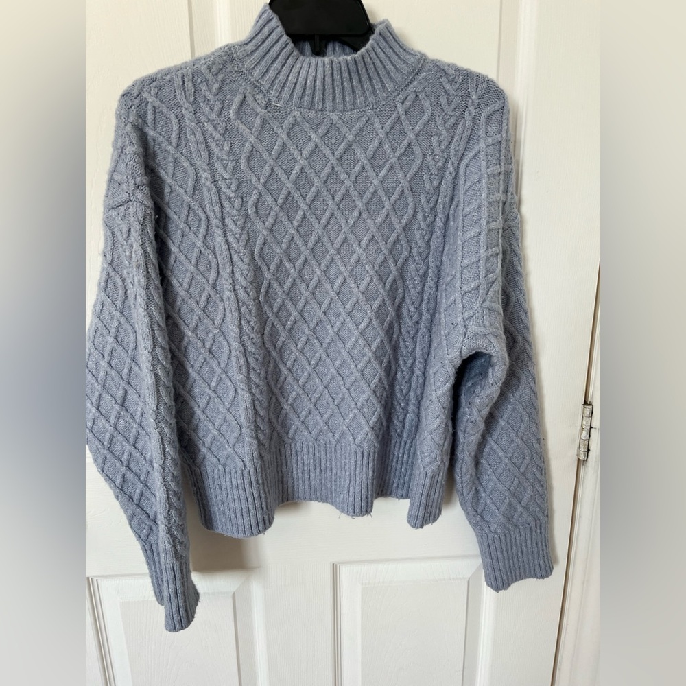 Dynamite Light Purple Cozy Turtleneck Sweater in Excellent Condition